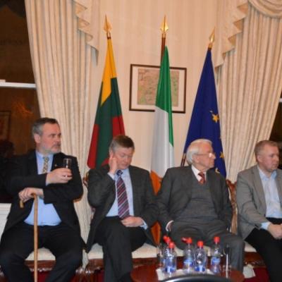 Susitikimas su tautiečiais LR ambasadoje Airijoje